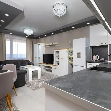 Comfy With Private Parking Apartment Plovdiv